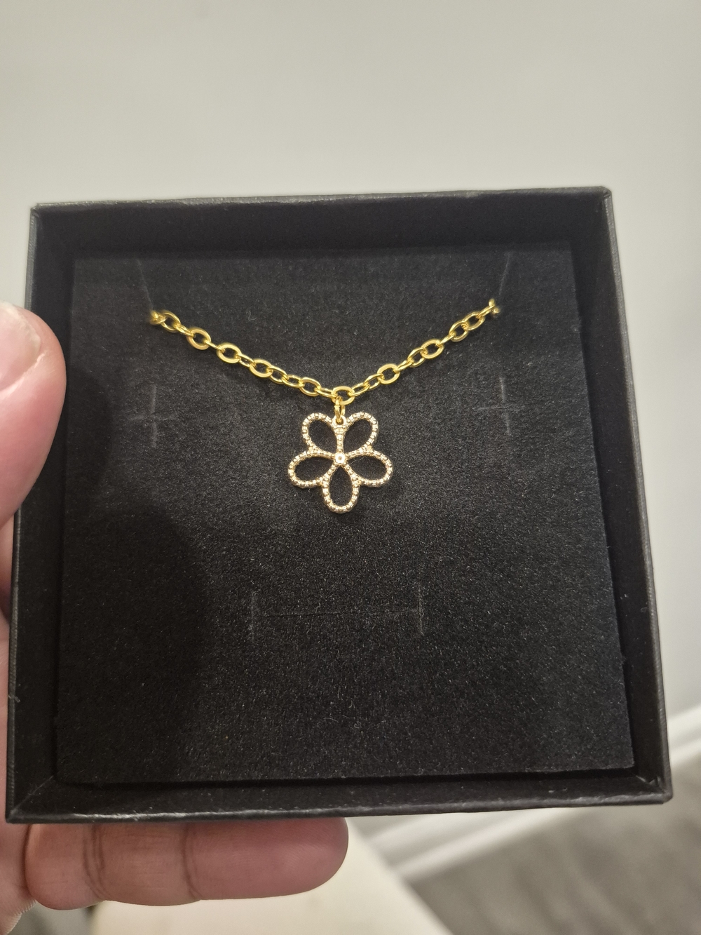 Fleur Élégance Gold Bracelet